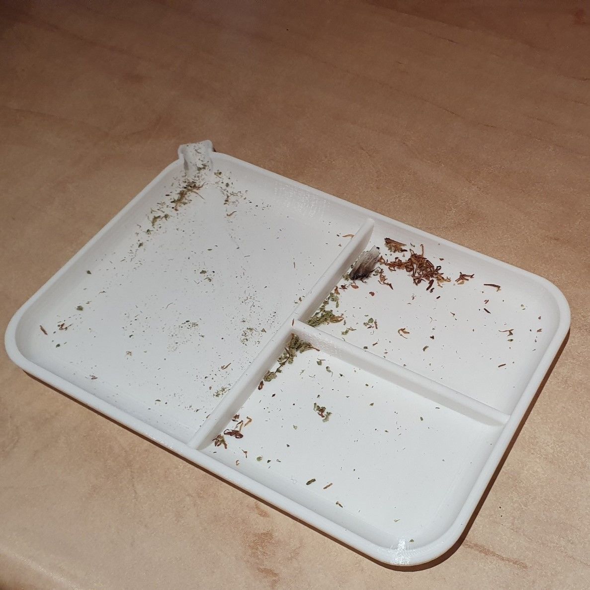 ROLLING TRAY WITH DIVISION AND FUNNEL 3D print model_1