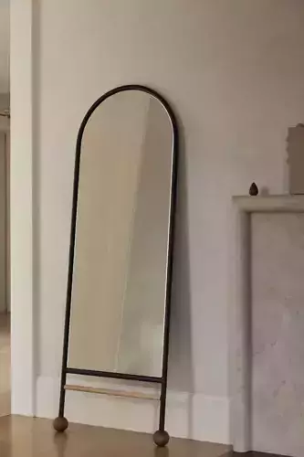 Pierre Mirror Low-poly 3D model