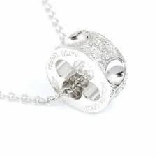 YD303 christian louboutin fleur de lis pendant 3D print model_6