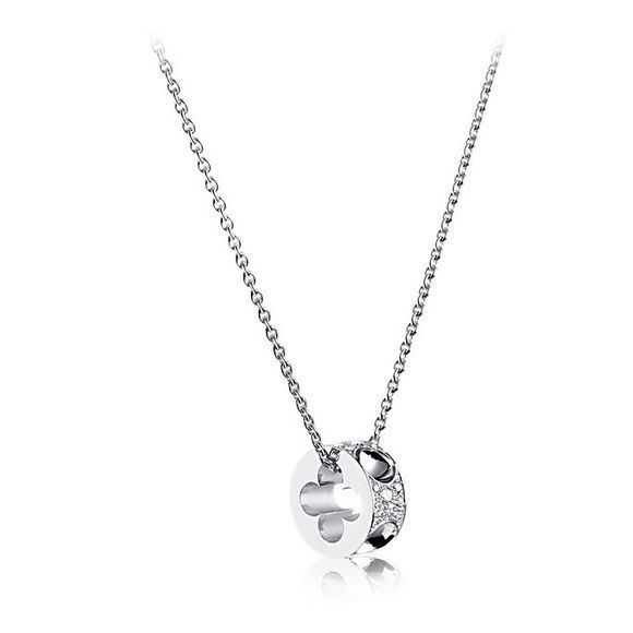 YD303 christian louboutin fleur de lis pendant 3D print model_7