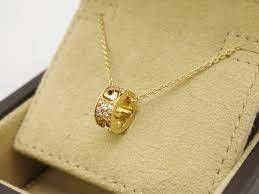 YD303 christian louboutin fleur de lis pendant 3D print model_15