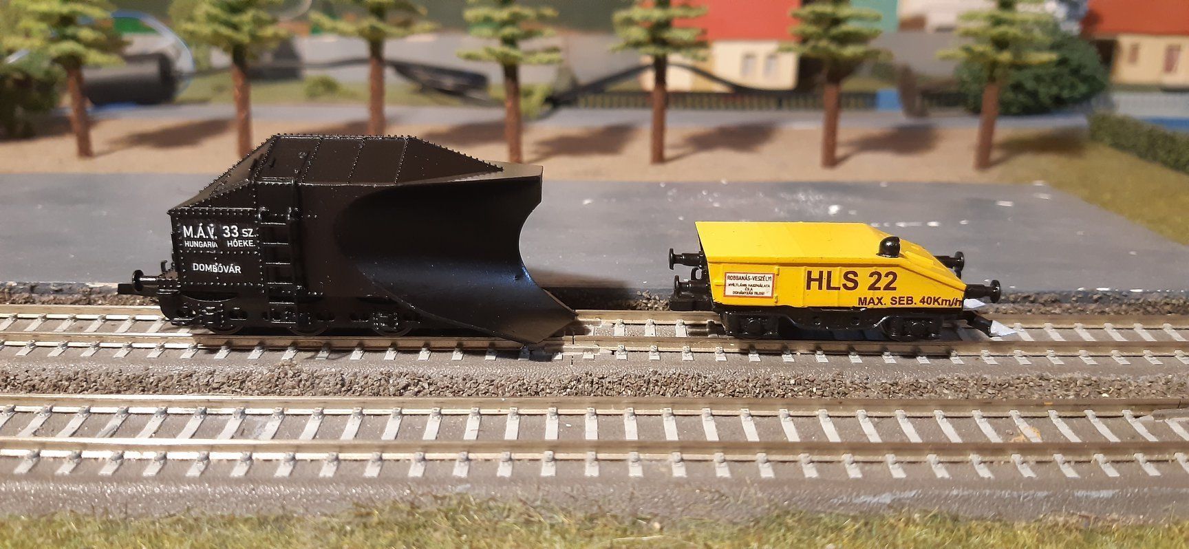 Railway Snowplow of MAV - TT scale 3D print model_2