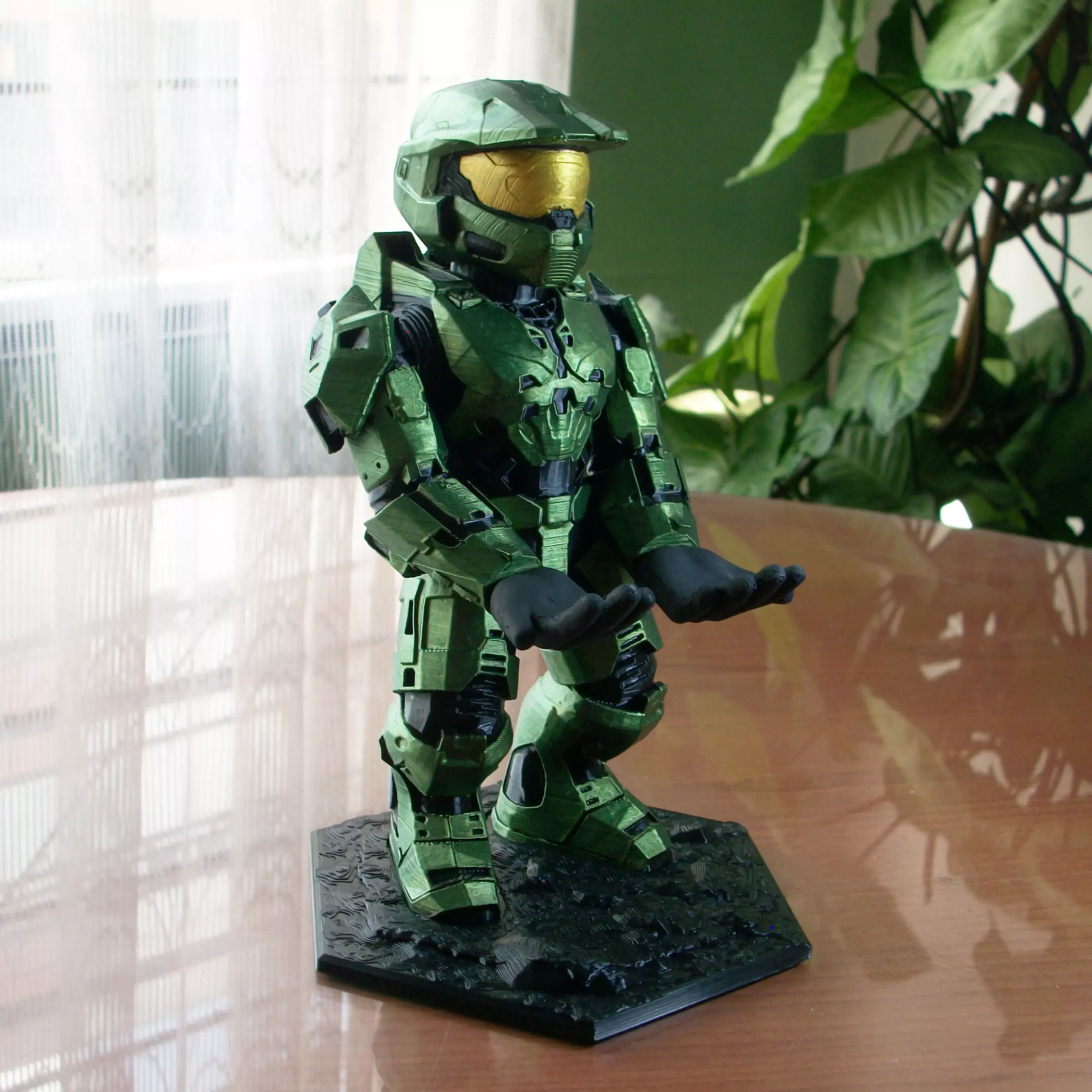Master Chief Holder - Cable Guy 3D print model_0