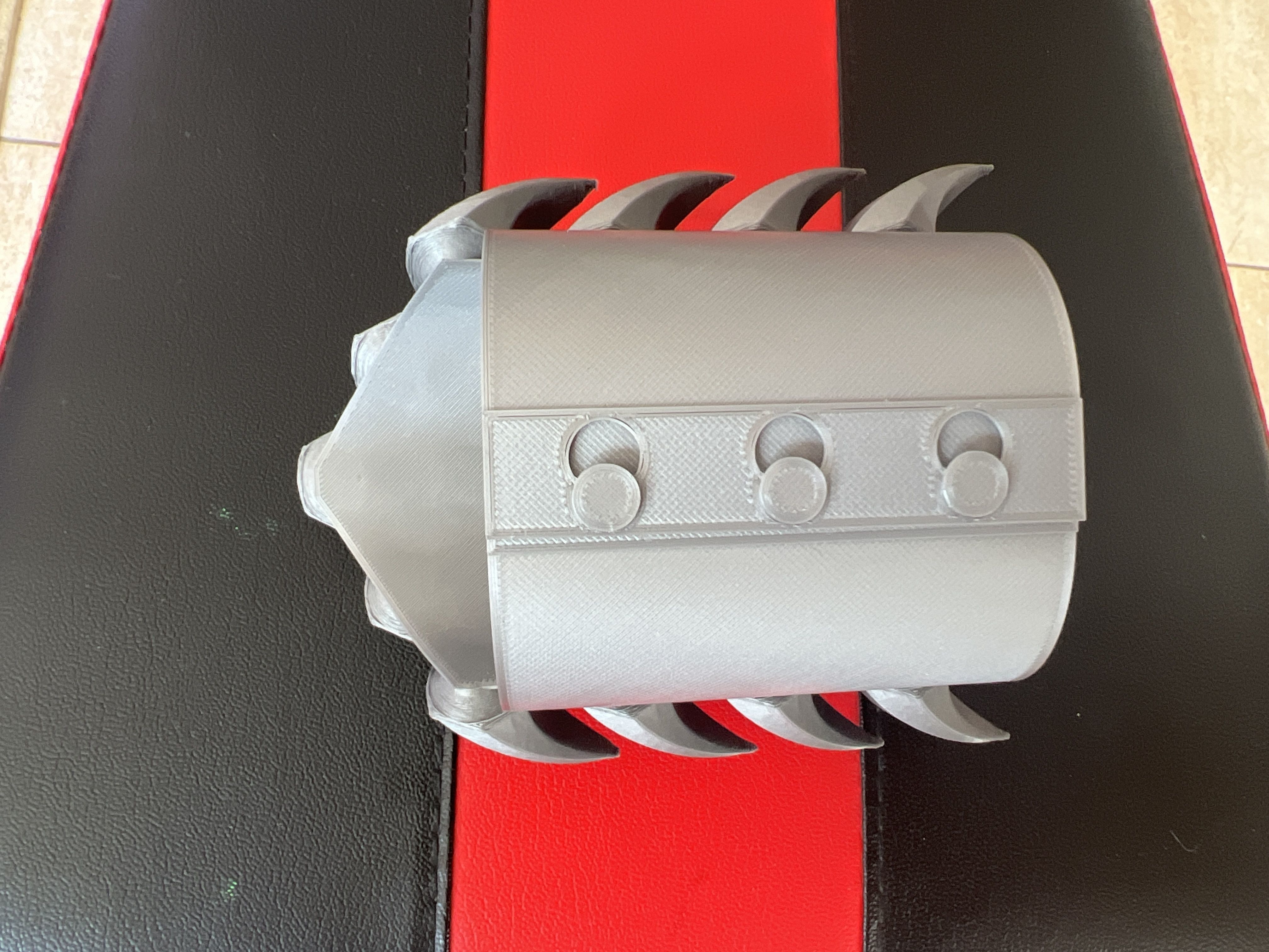 Flexible Spiked Bracer 3D print model_2