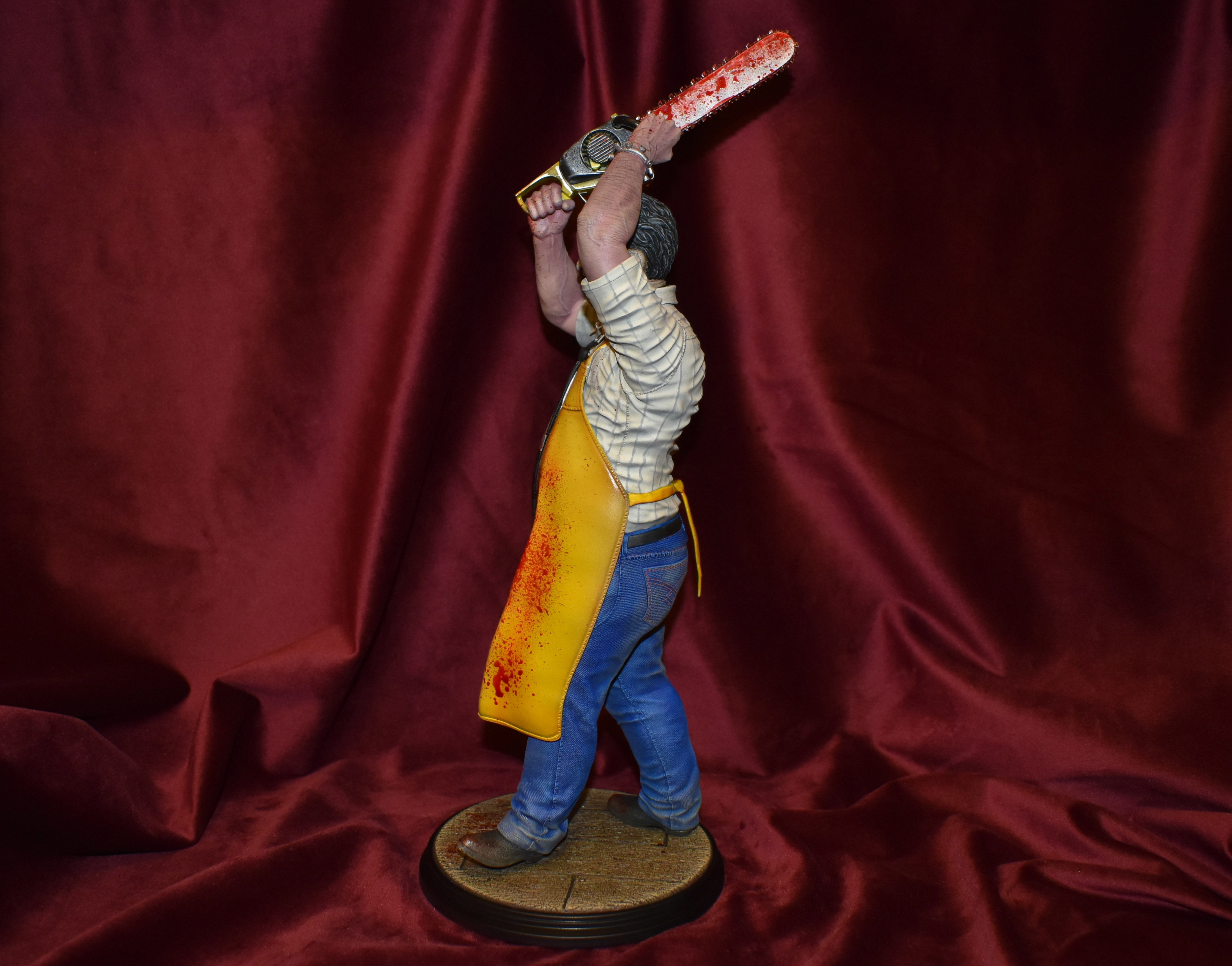 Leatherface statue  3D print model_14