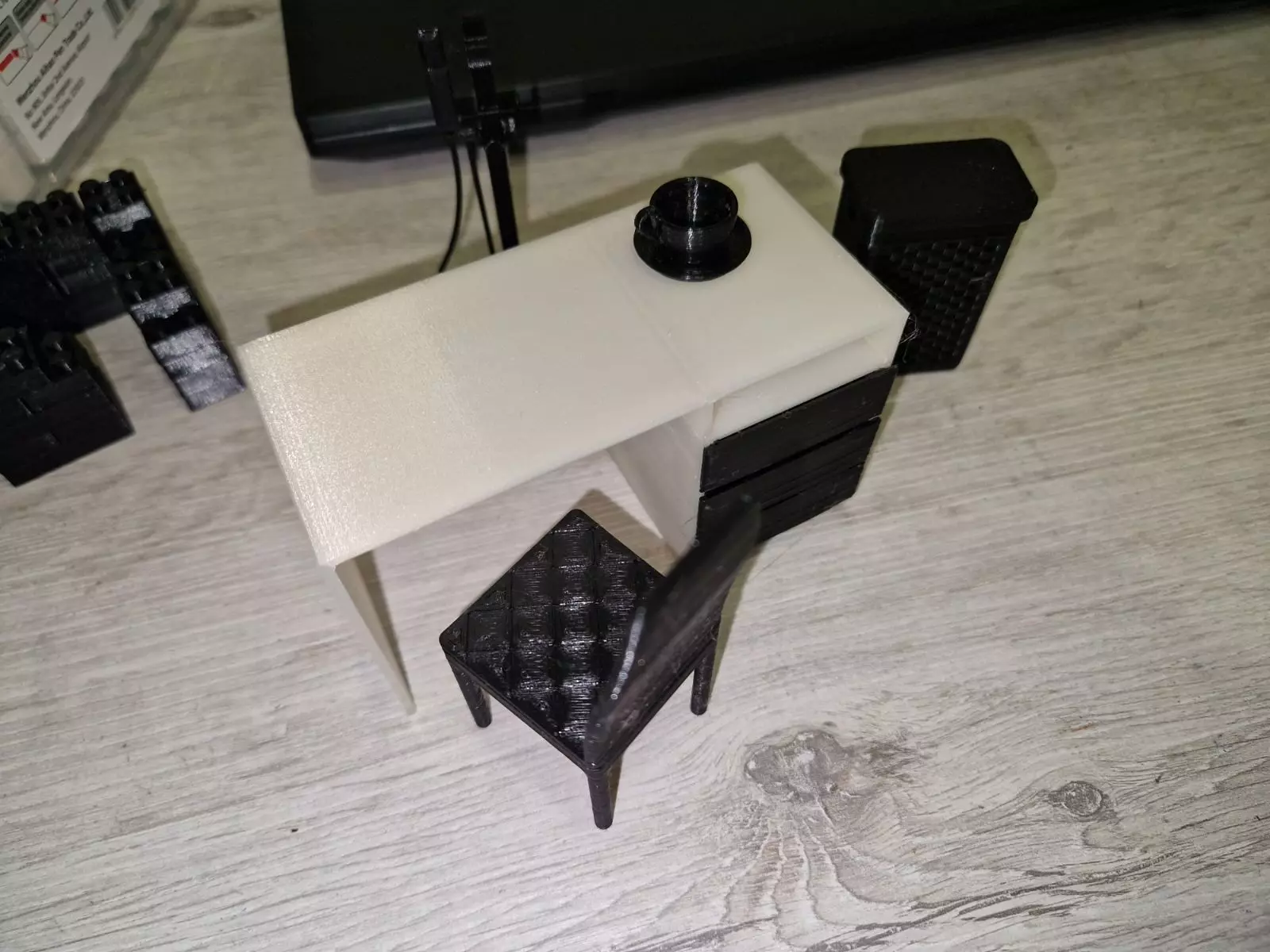 Computer table 3D model 3D printable | CGTrader