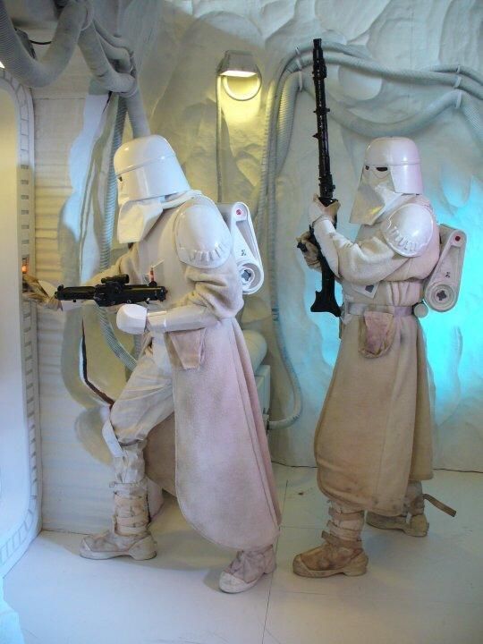 Echo base Door 1-6 scale Hottoys 3D print model_7