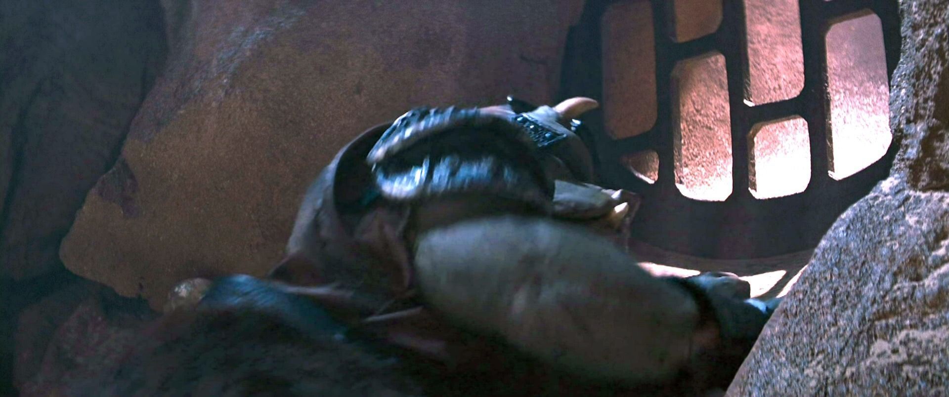 Rancor Keeper Door 1-6 scale Hottoys 3D print model_13