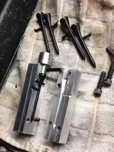 Golf Tee injection mold