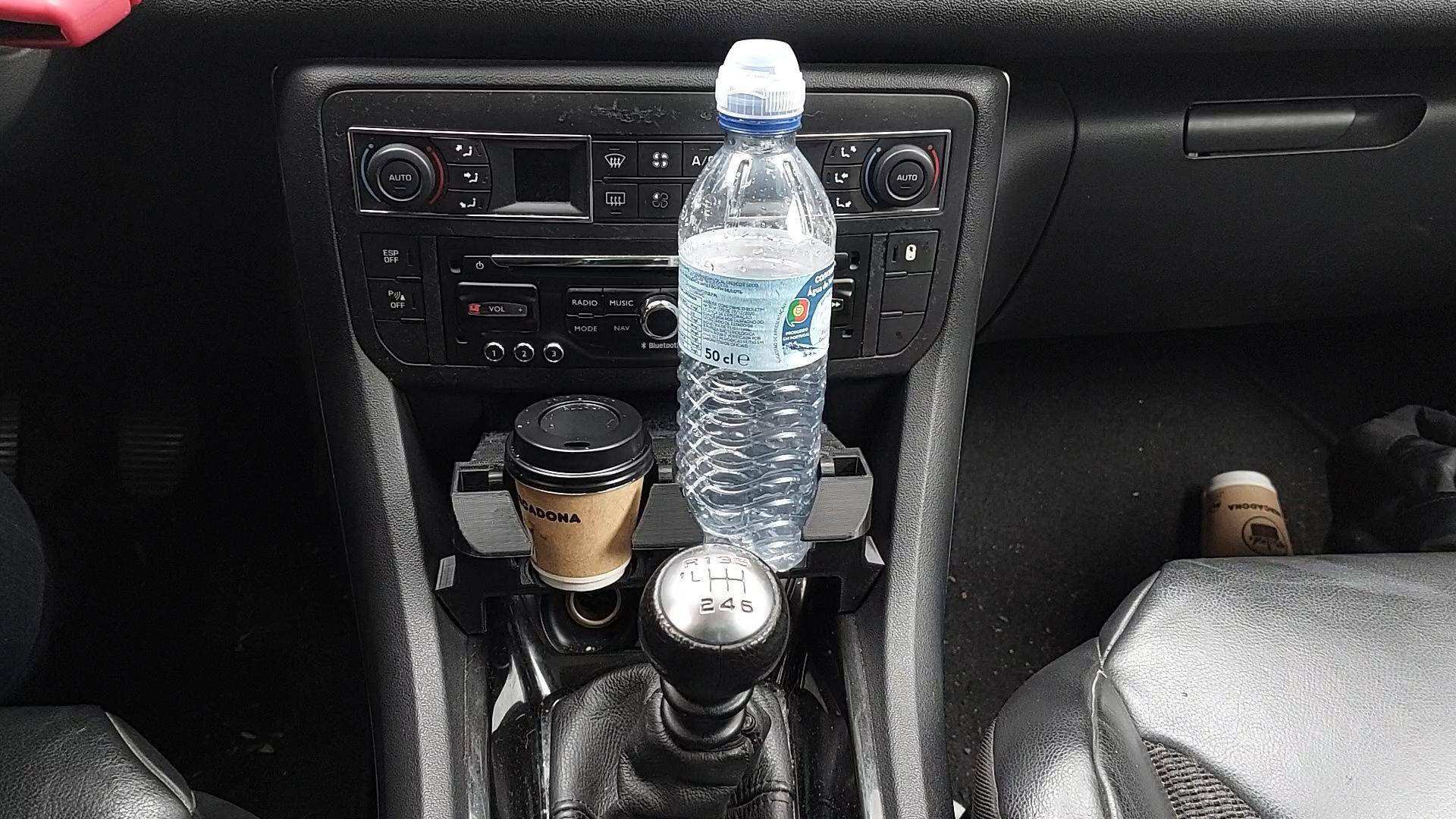 Double Cupholder-Phoneholder for Citroen C5 X7 3D print model_21