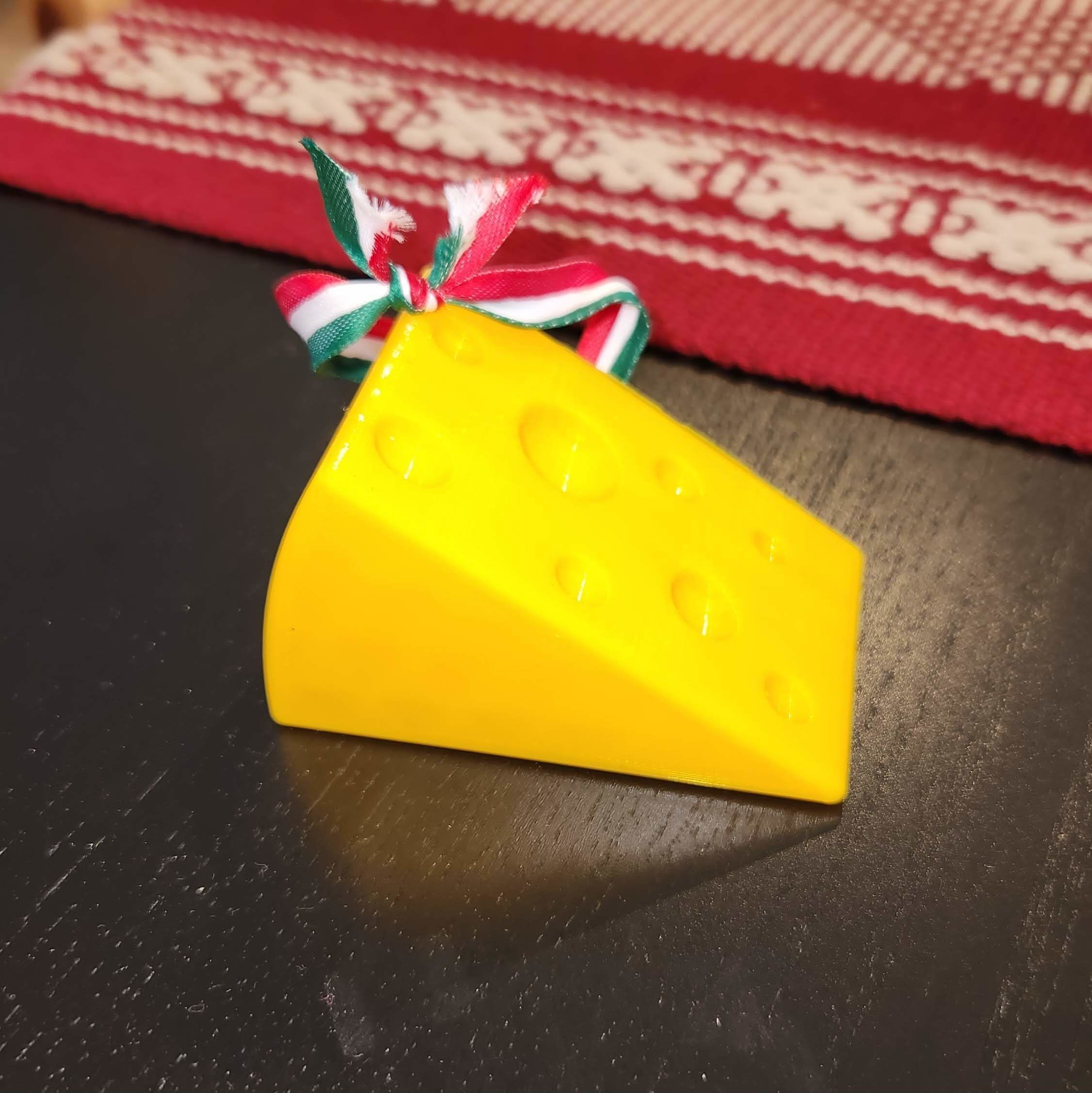 Cheese Wedge Christmas Ornament 3D print model_2
