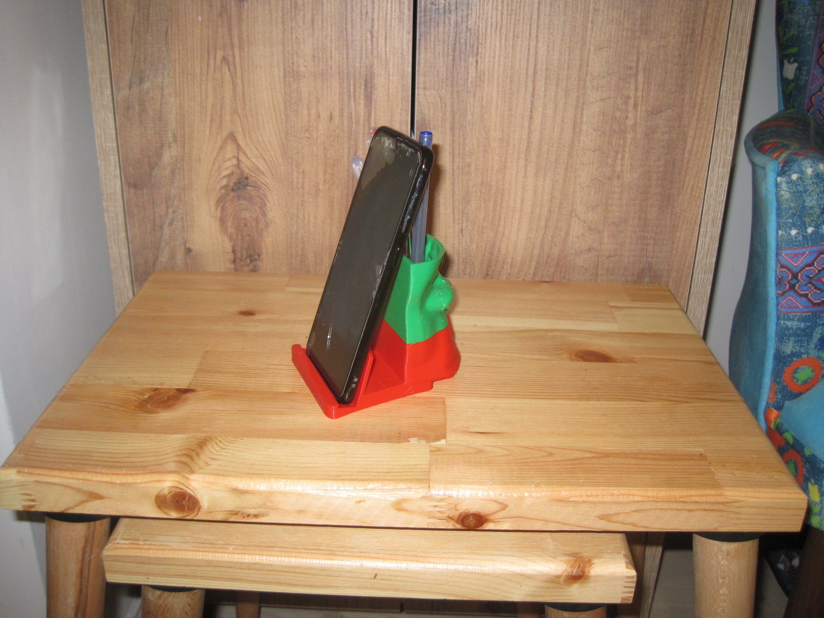 Unique Ape-Monkey Phone Holder with Pen Holder 3D print model_20