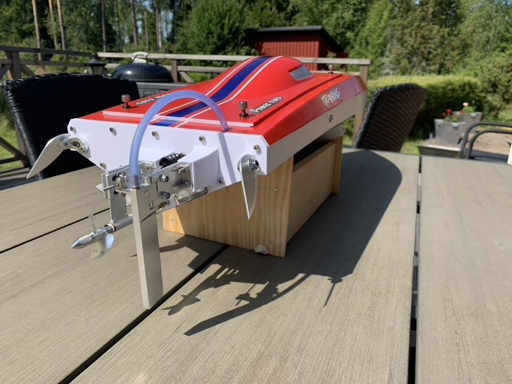 Deep-V RC Boat 80cm for Rough Water 3D print model_5