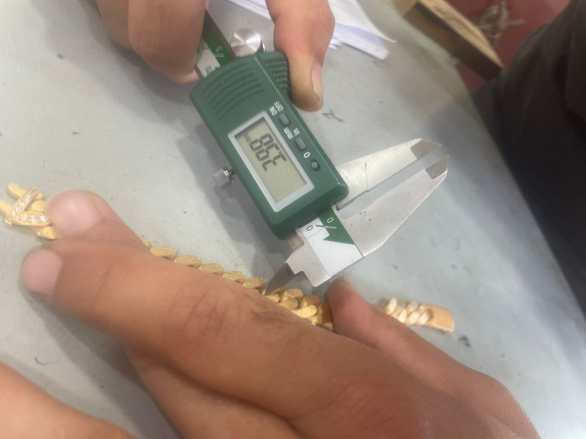 11mm gourmet bracelet-cuban chain 3D print model_4