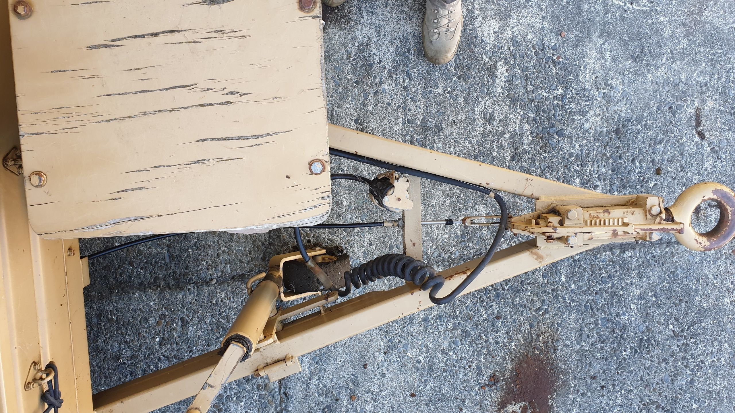 Military trailer with open bed and canopy - New Zealand Military 3D print model_16