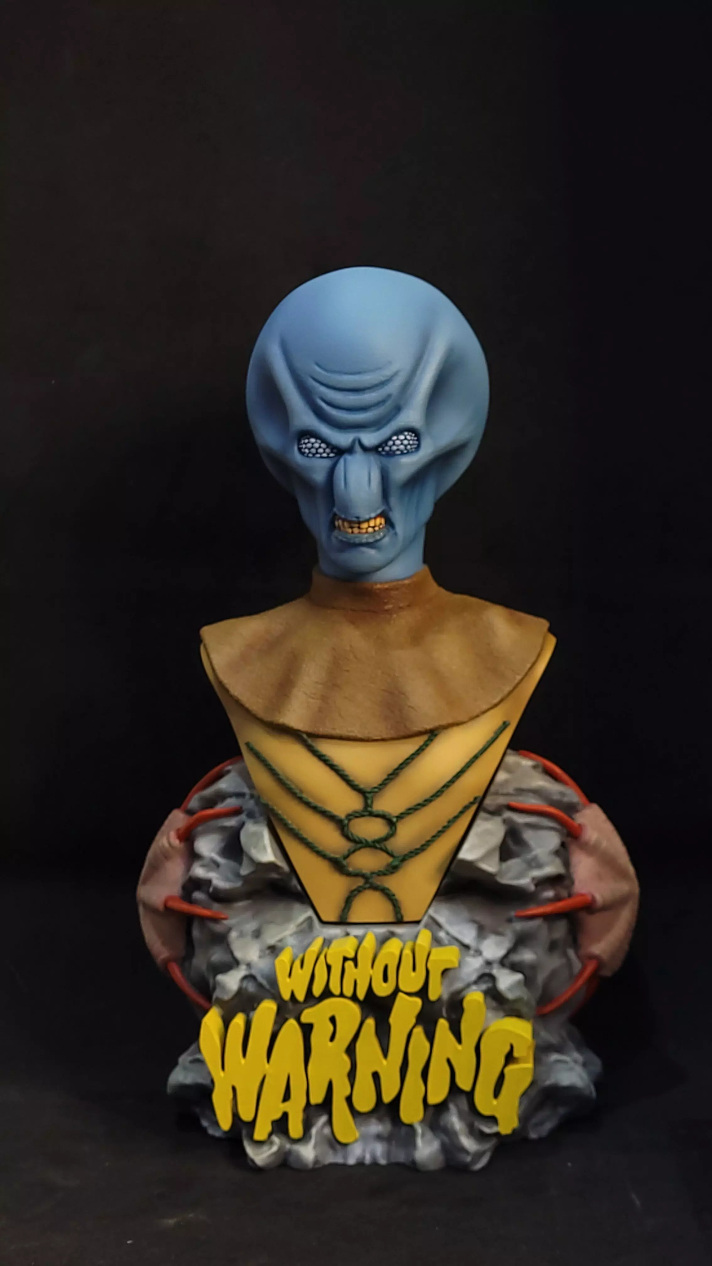 Without Warning Alien Bust Statue STL File 3D print model_0