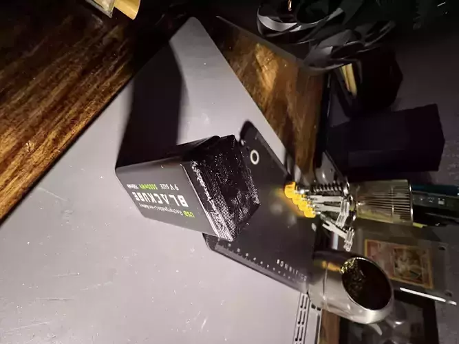 9v Battery Terminal Cover 3D print model