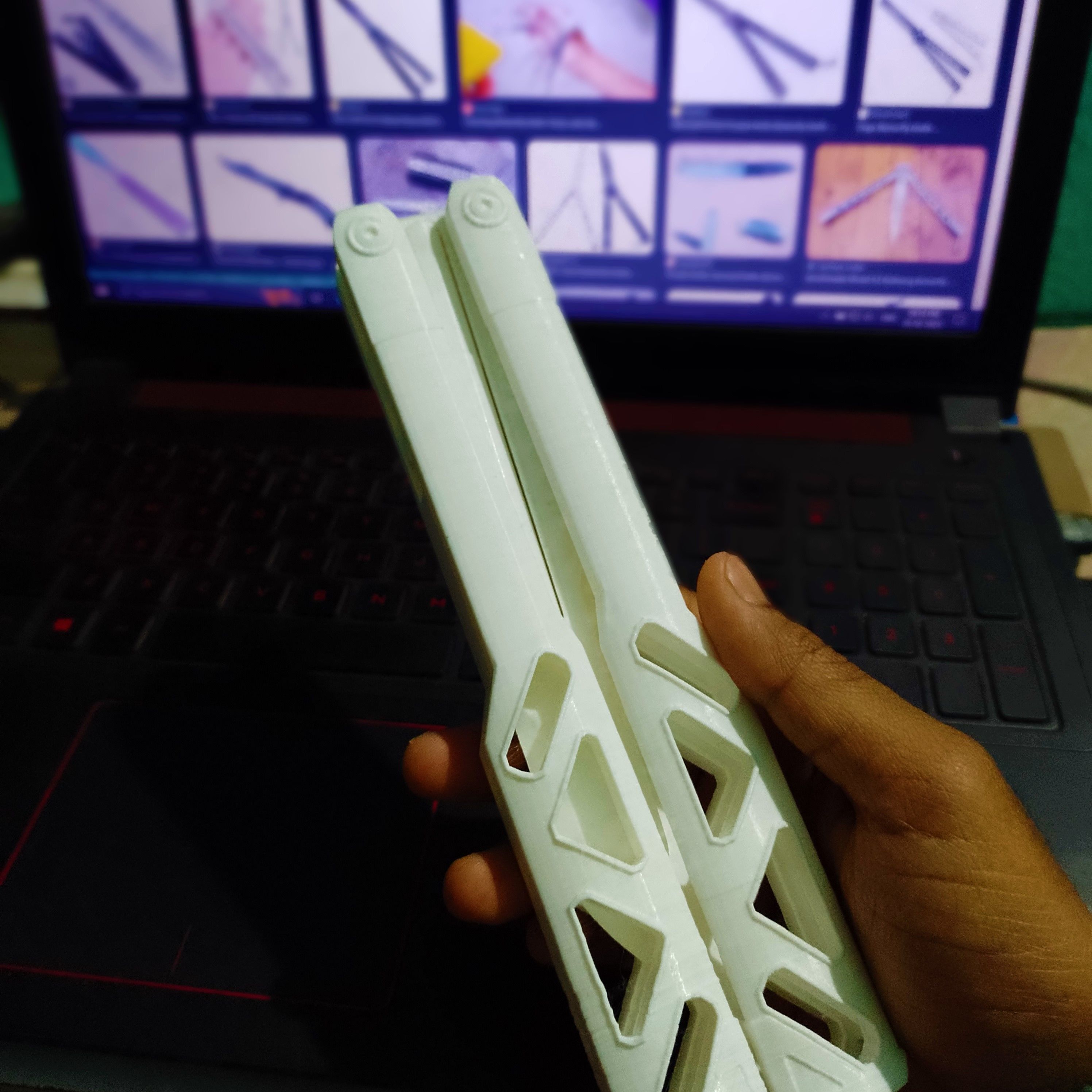 Butterfly knife 3D print model_1