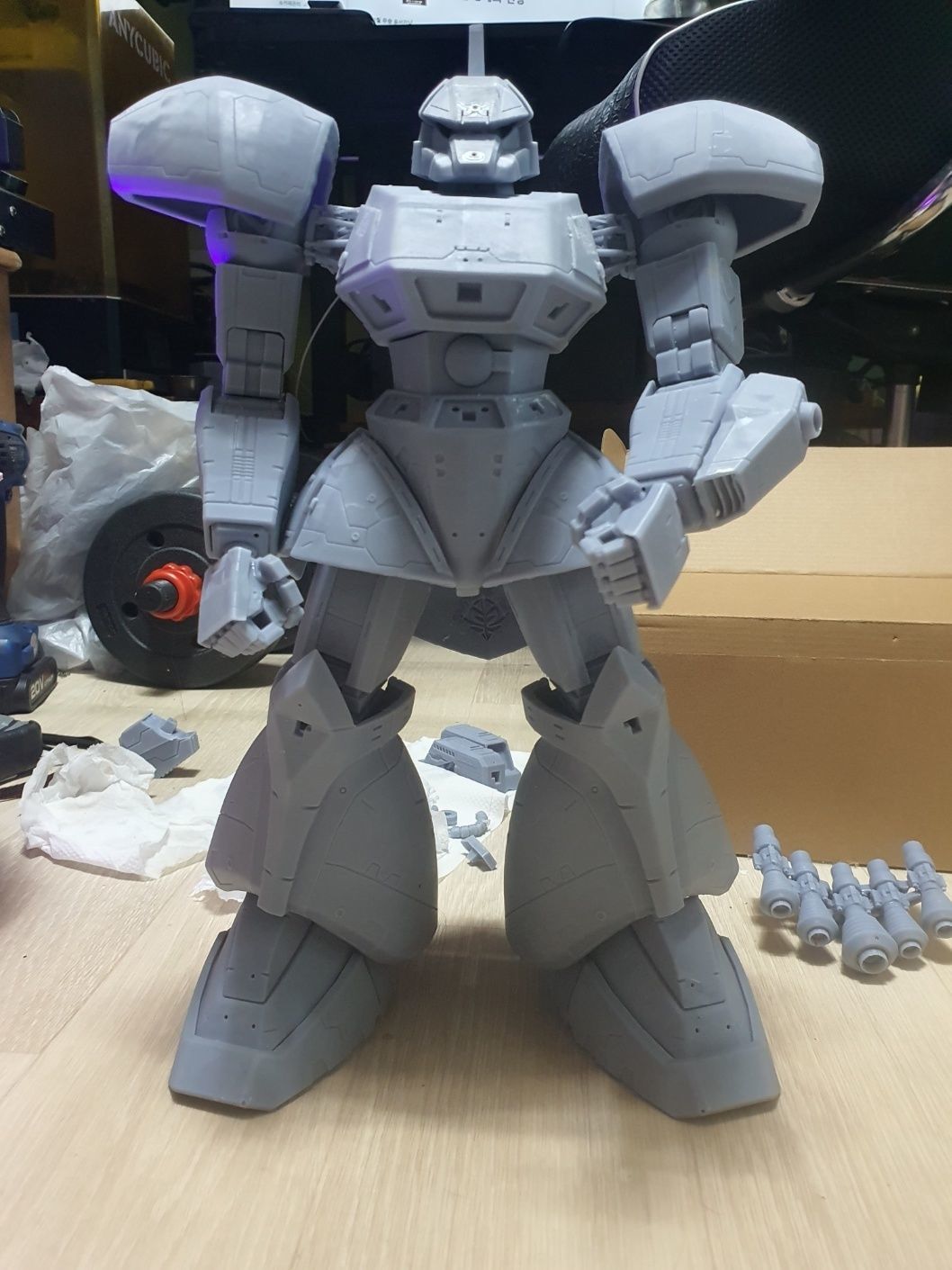 GELGOOG robot holding sword and shield 3D print model_14