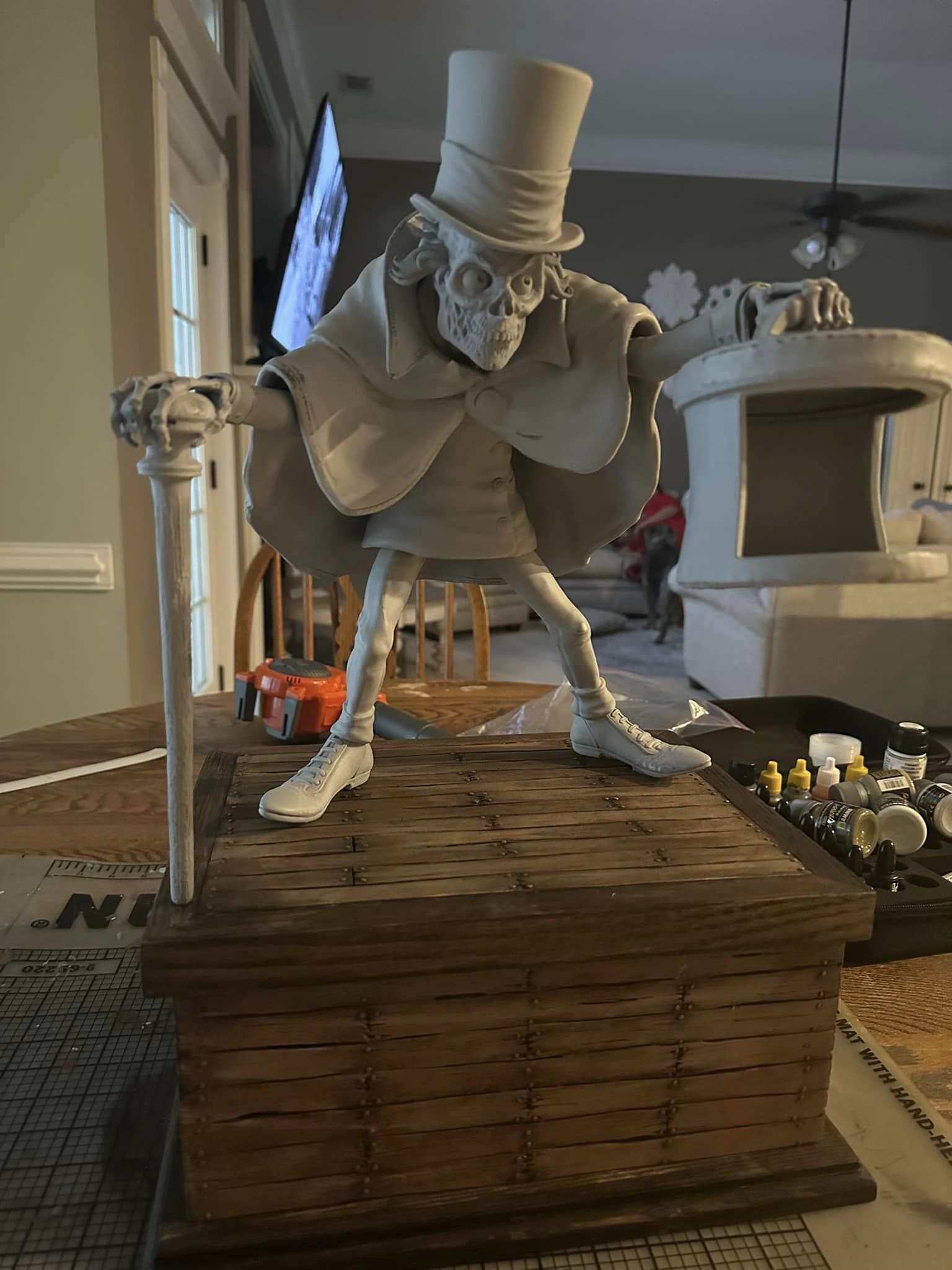 Disney Haunted Mansion The Hatbox Ghost 3D Printable Sculpt 3D print model_7