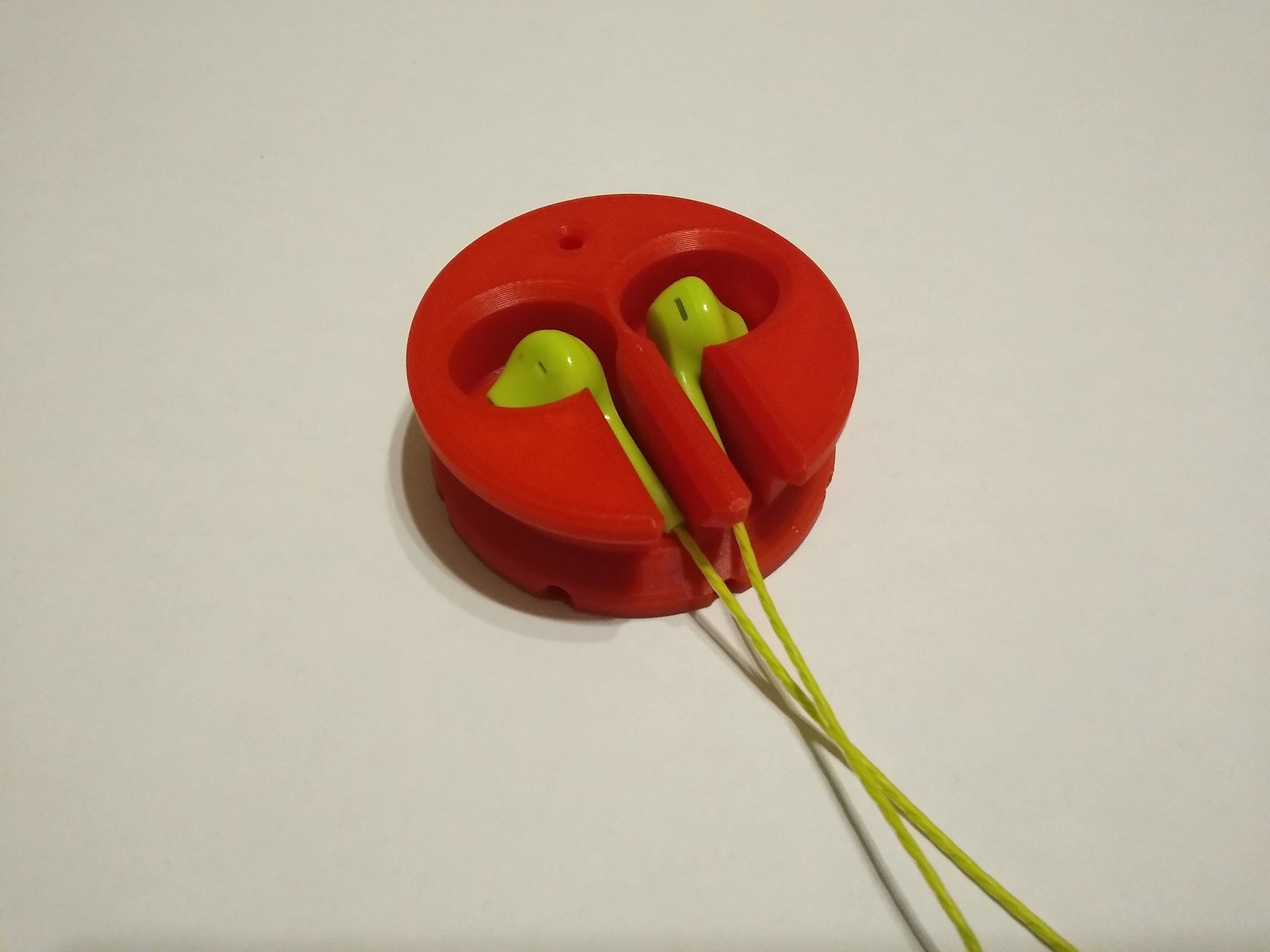 Wired Earbud Holder Free 3D print model_5