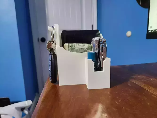 Basic Desk Organizer - Wallet Keys and Knife Holder