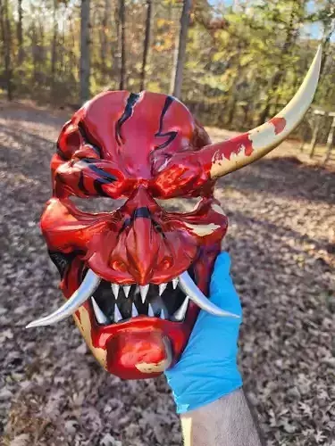 Assassin Combo Mask of Perdition and Spiders Bite