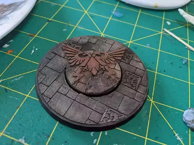 IMPERIAL 40MM GAMING AND 80MM DISPLAY BASES