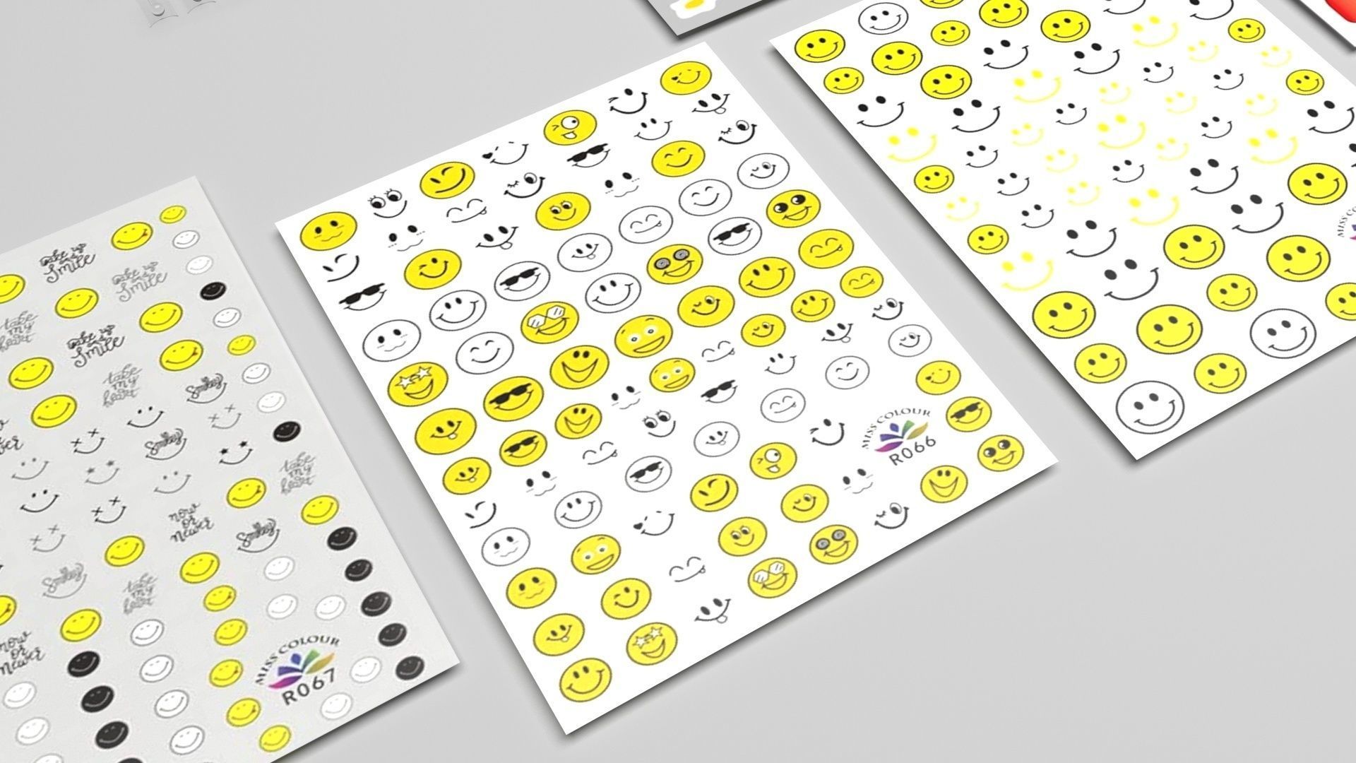 Artificial Foot Nails With Stickers and Nail Palettes Set 3D model_16