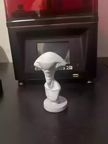 Alien Bust