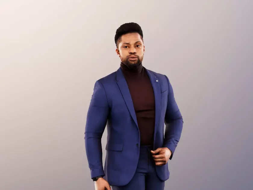 Benoit 11933- Walking Elegant Black Man Low-poly 3D model_0