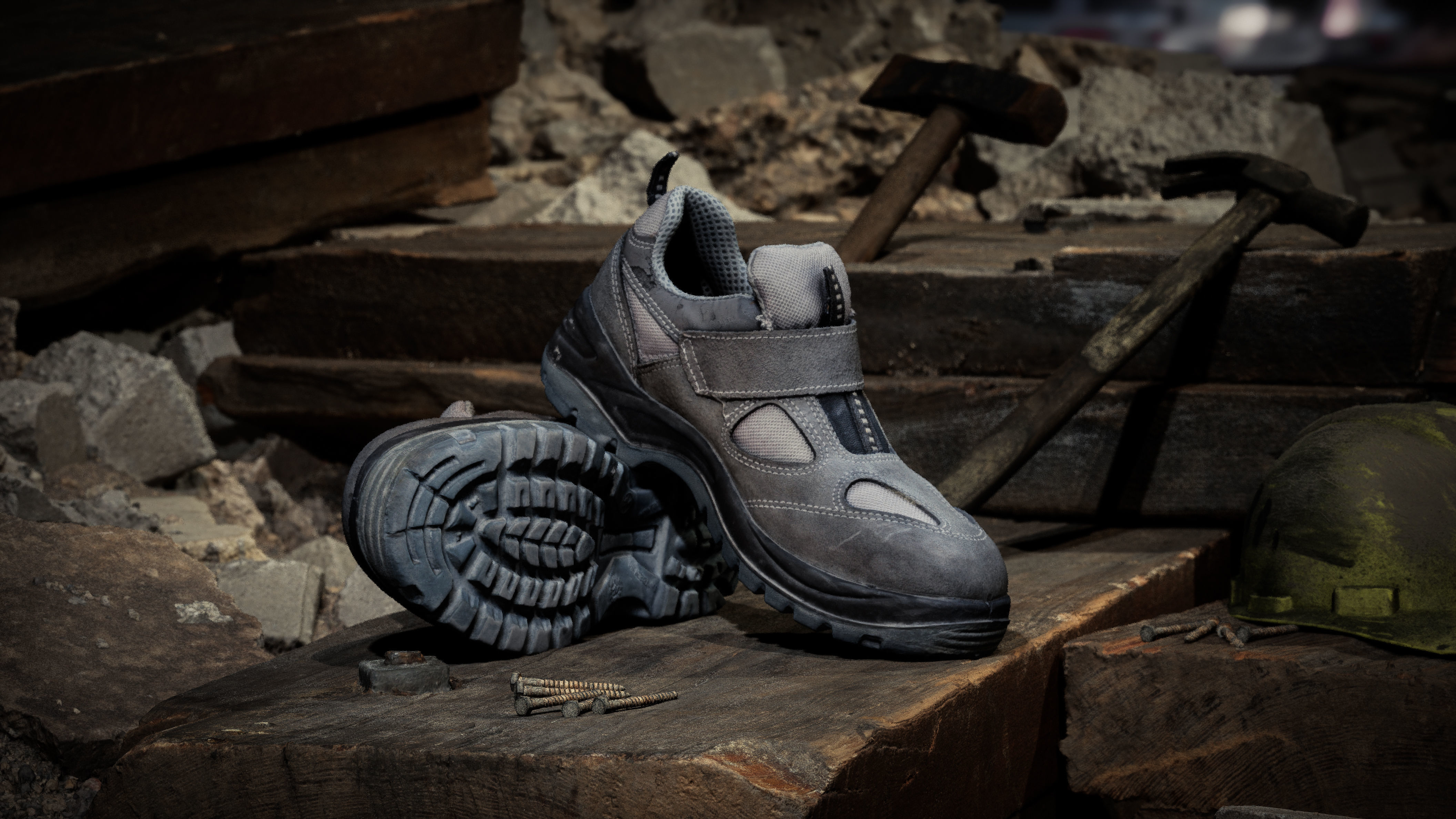 Safety Shoes Low-poly 3D model_1