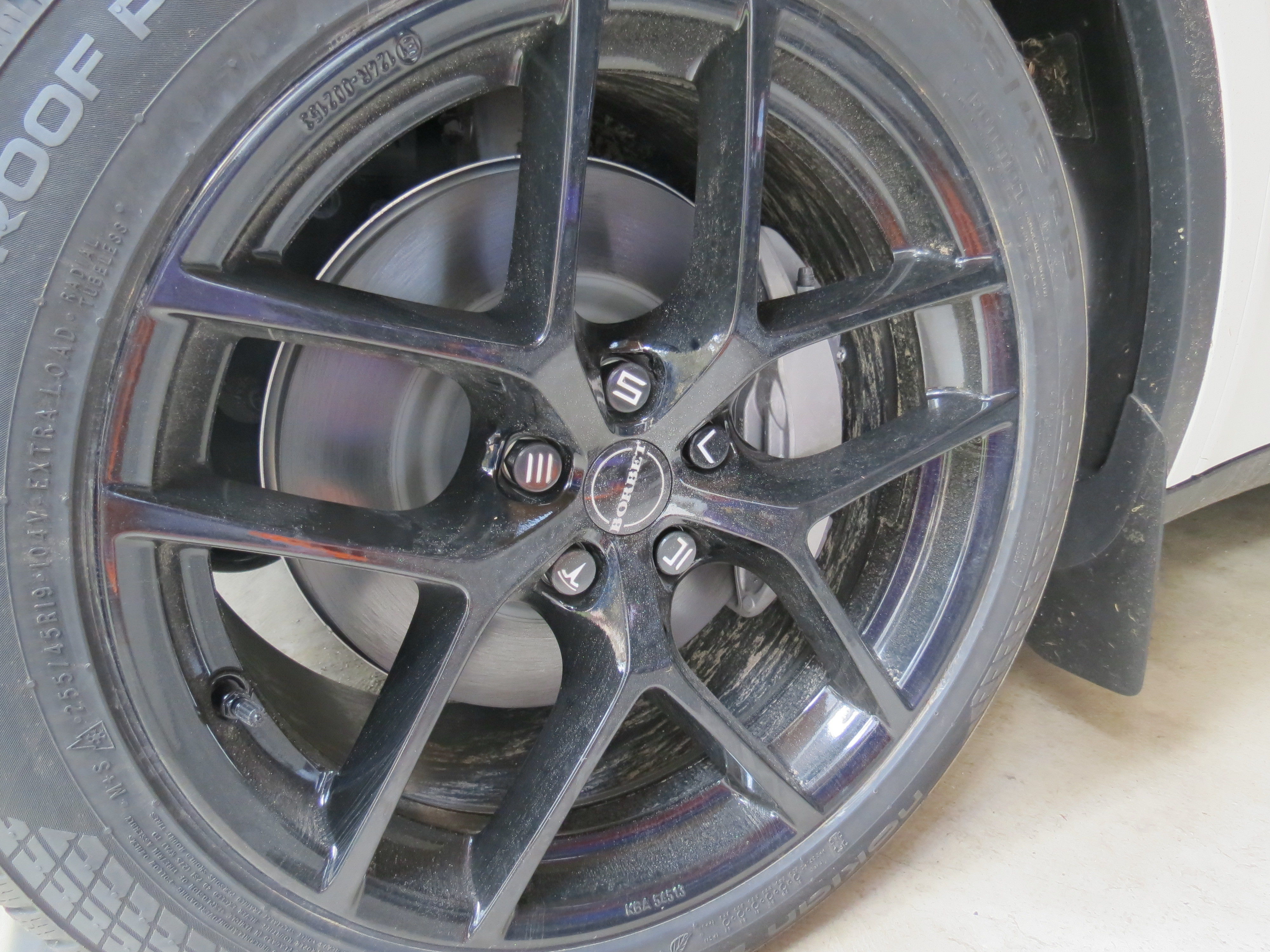 mjs2302 Tesla lug nut covers 3D print kit 3D print model_13