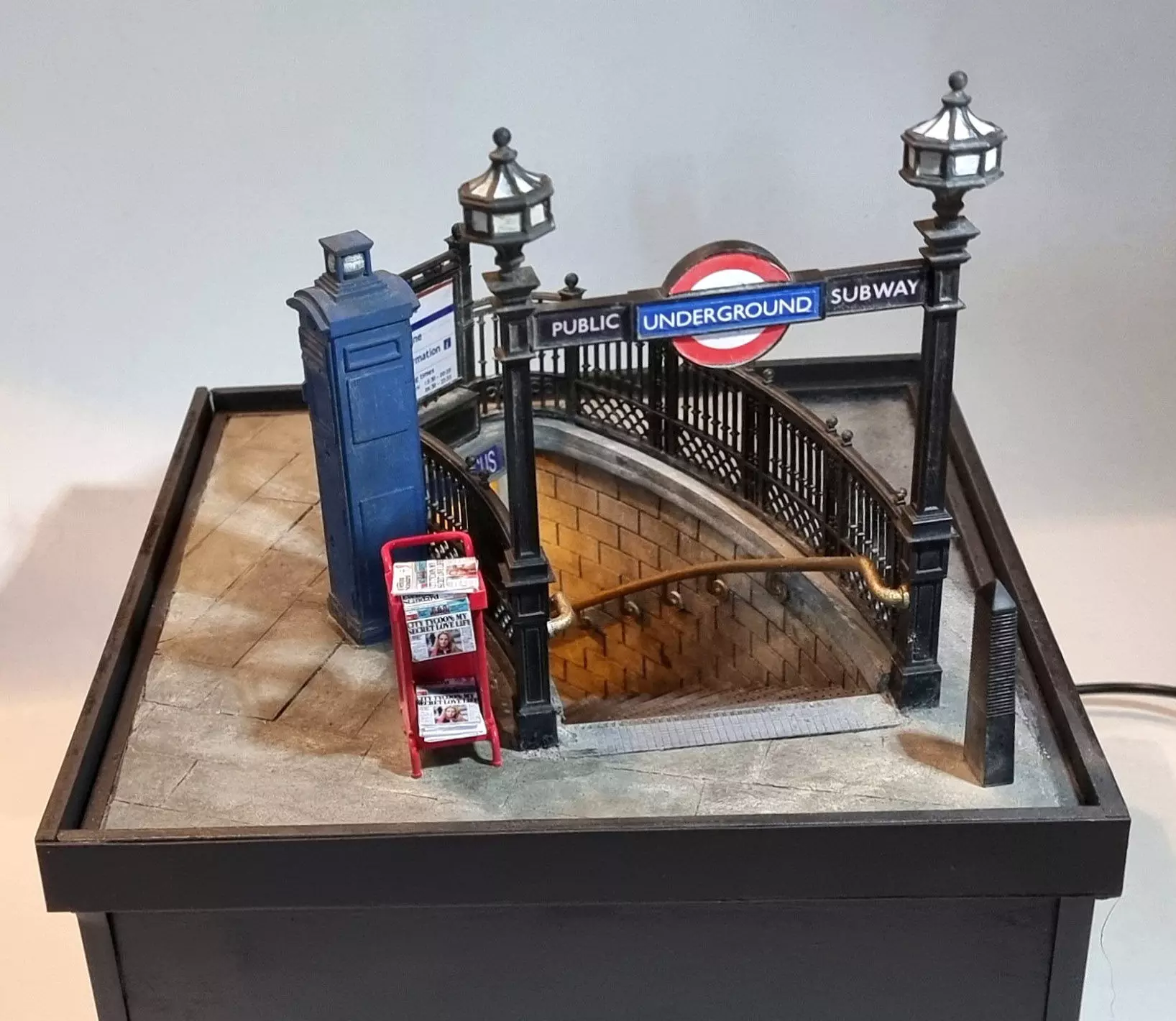 Picadilly circus station miniature 3D print model_0