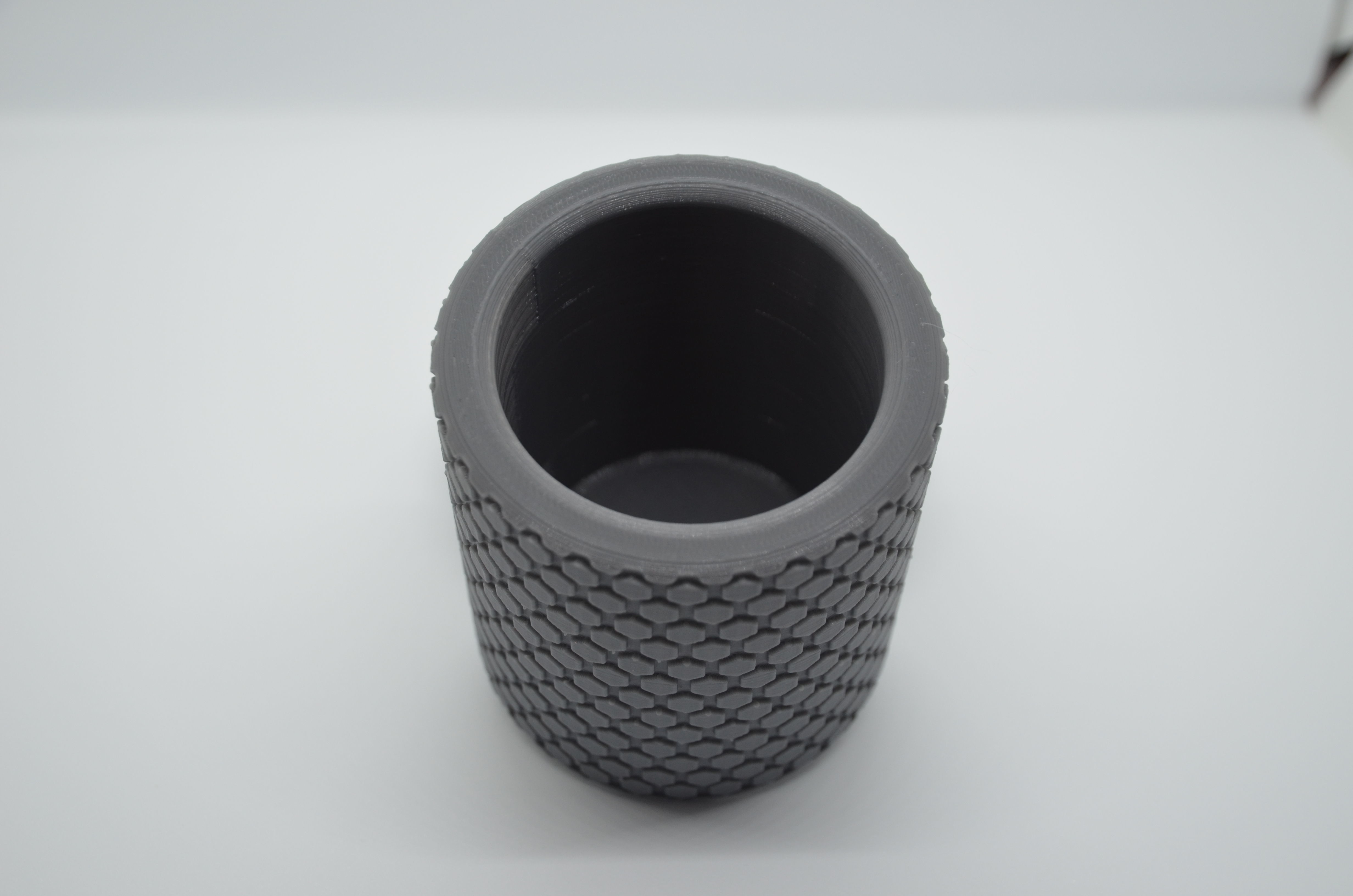 Flowerpot1 planter with plant inside 3D print model_9