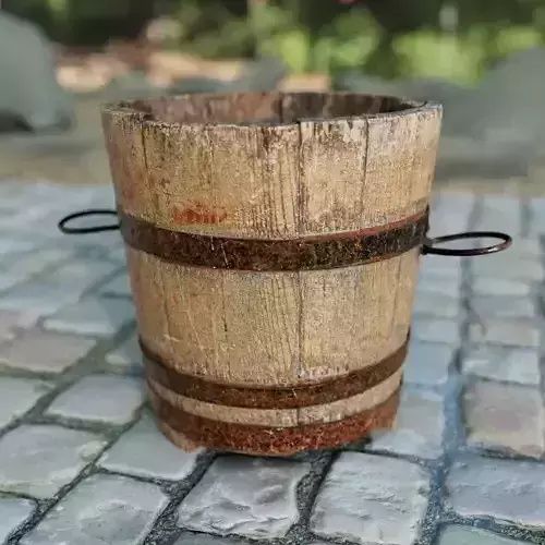 old and decorative wooden bucket - photoscan