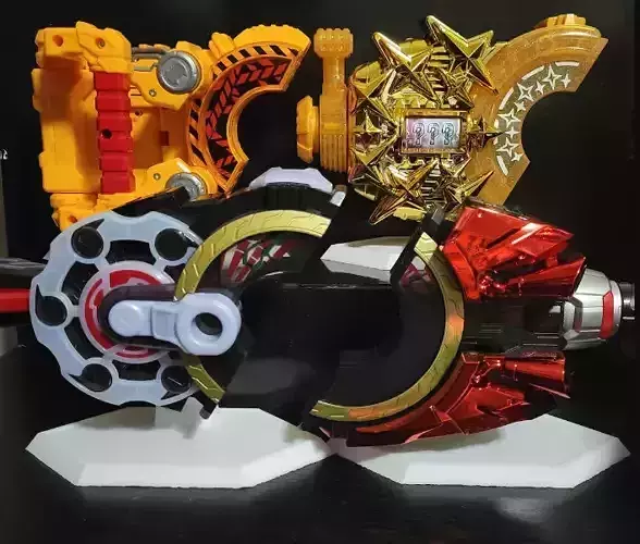 Kamen Rider Geats Raise Buckle Display Holders