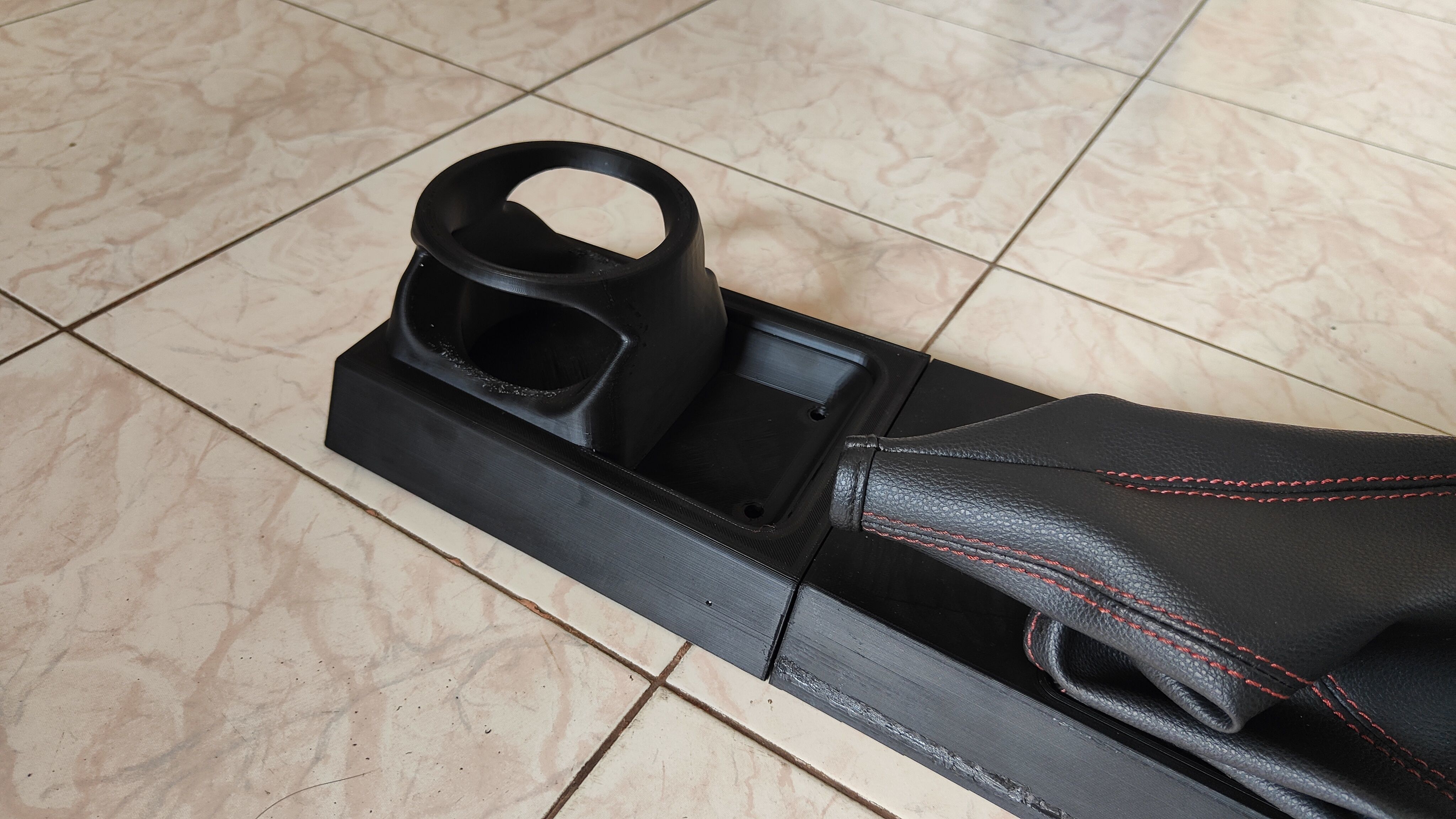 Toyota Corolla KE70 center console cup holder 3D print model_3