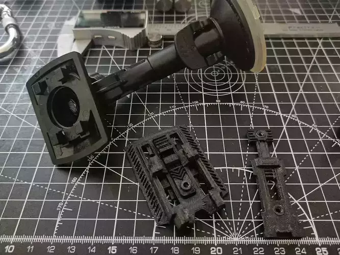 mobile-phone-hook-something Adapter