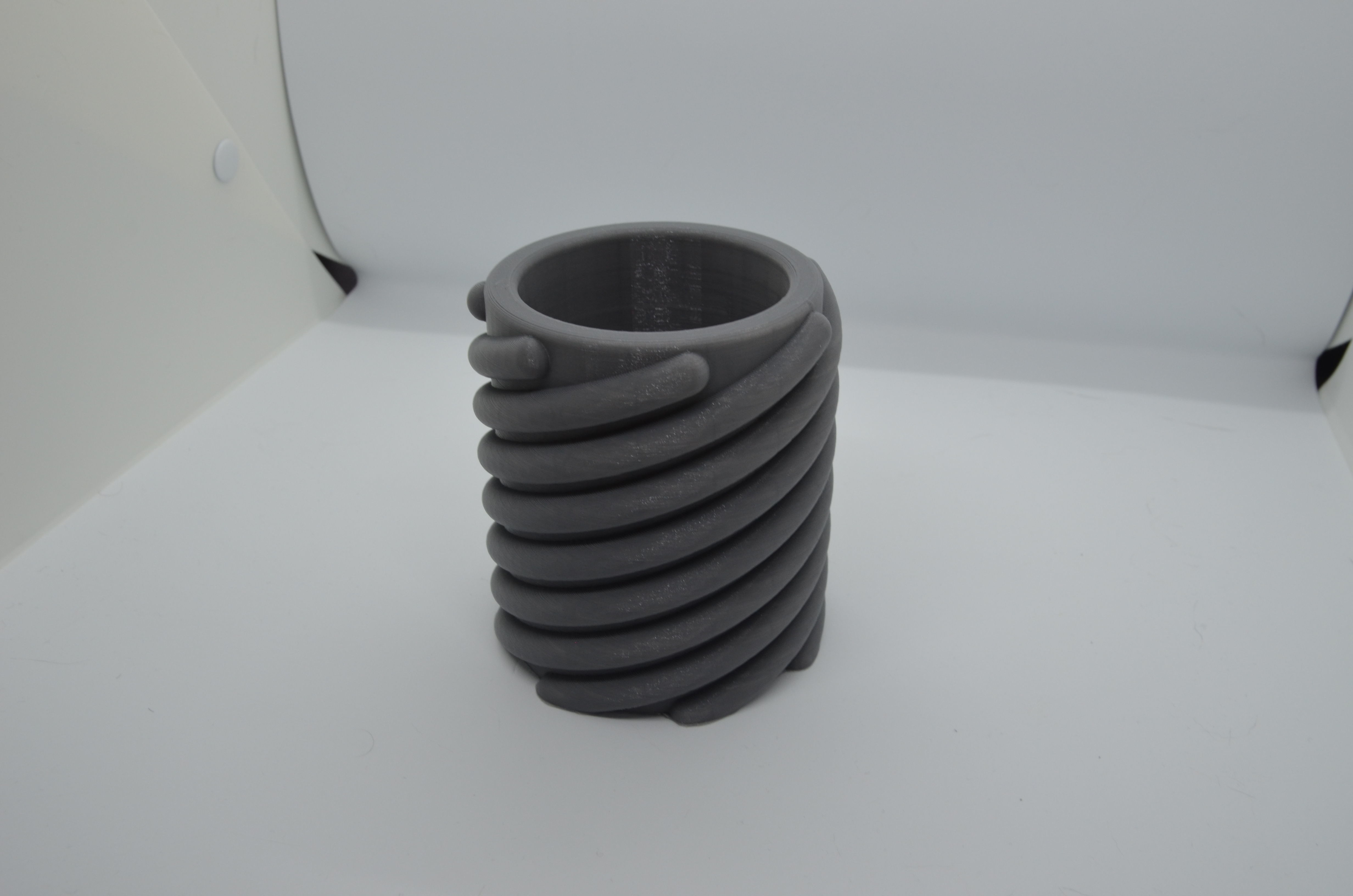 Flowerpot3 screw 3D print model_3