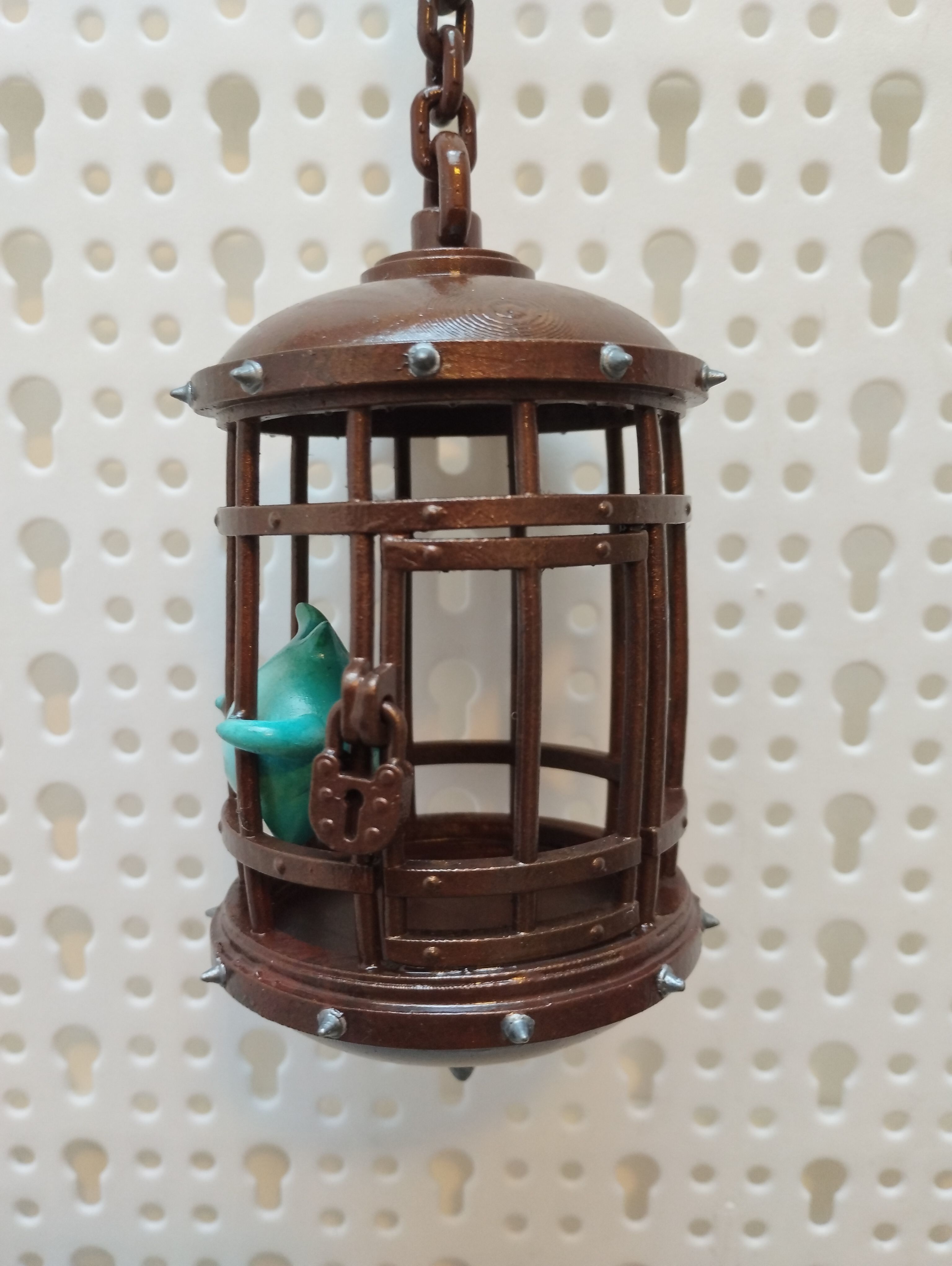 Lumalee locked in a cage 3D print model_17