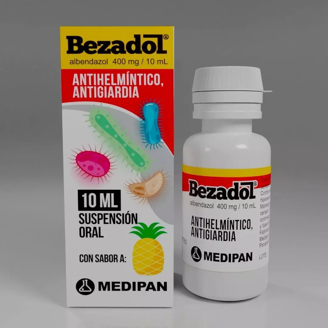 caja y botella Free 3D model