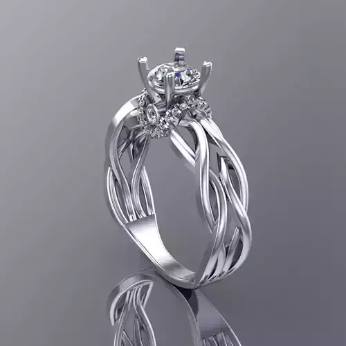 Luxurious diamond ring