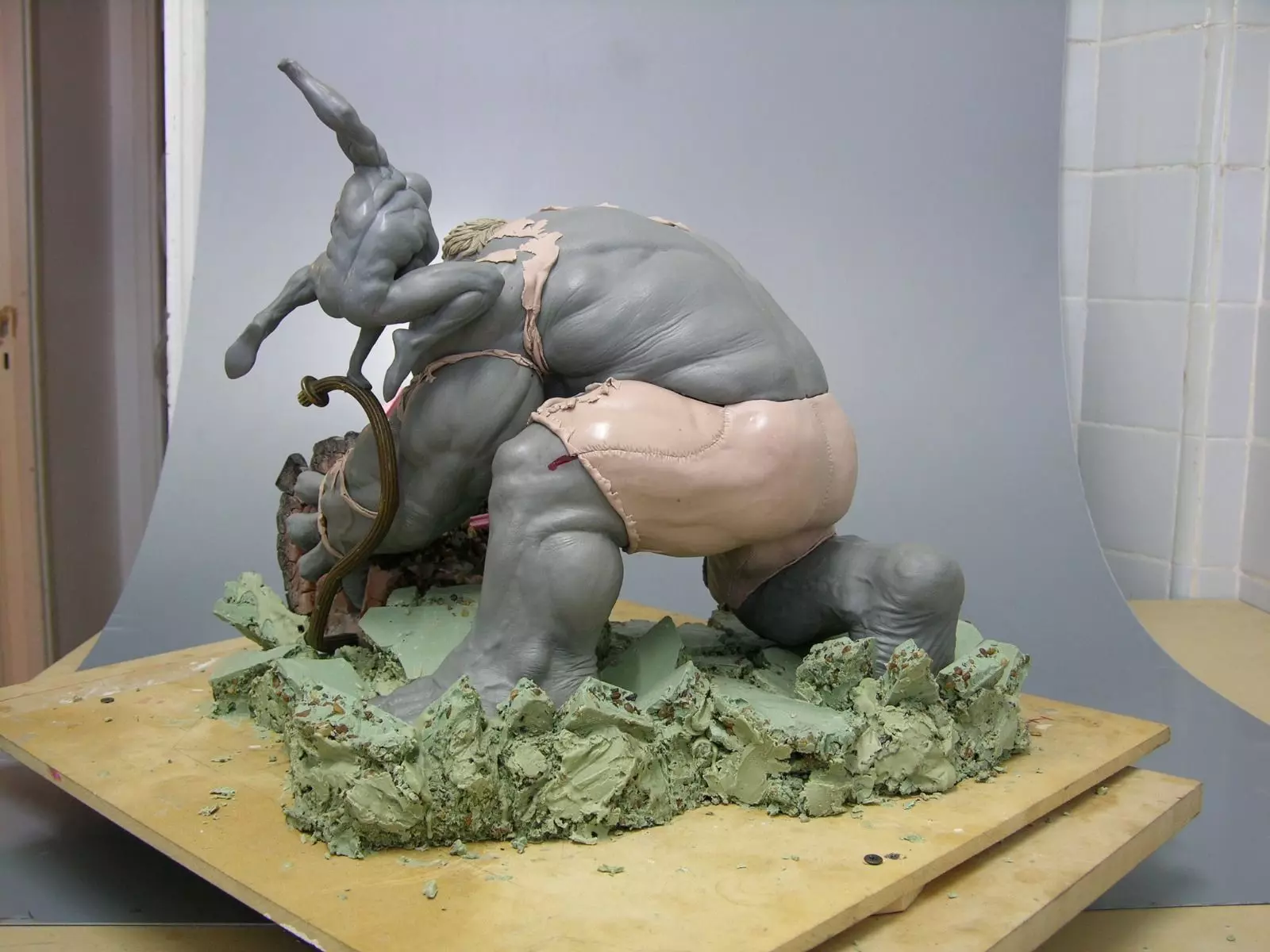 hulk and spiderman war 3D print model_0