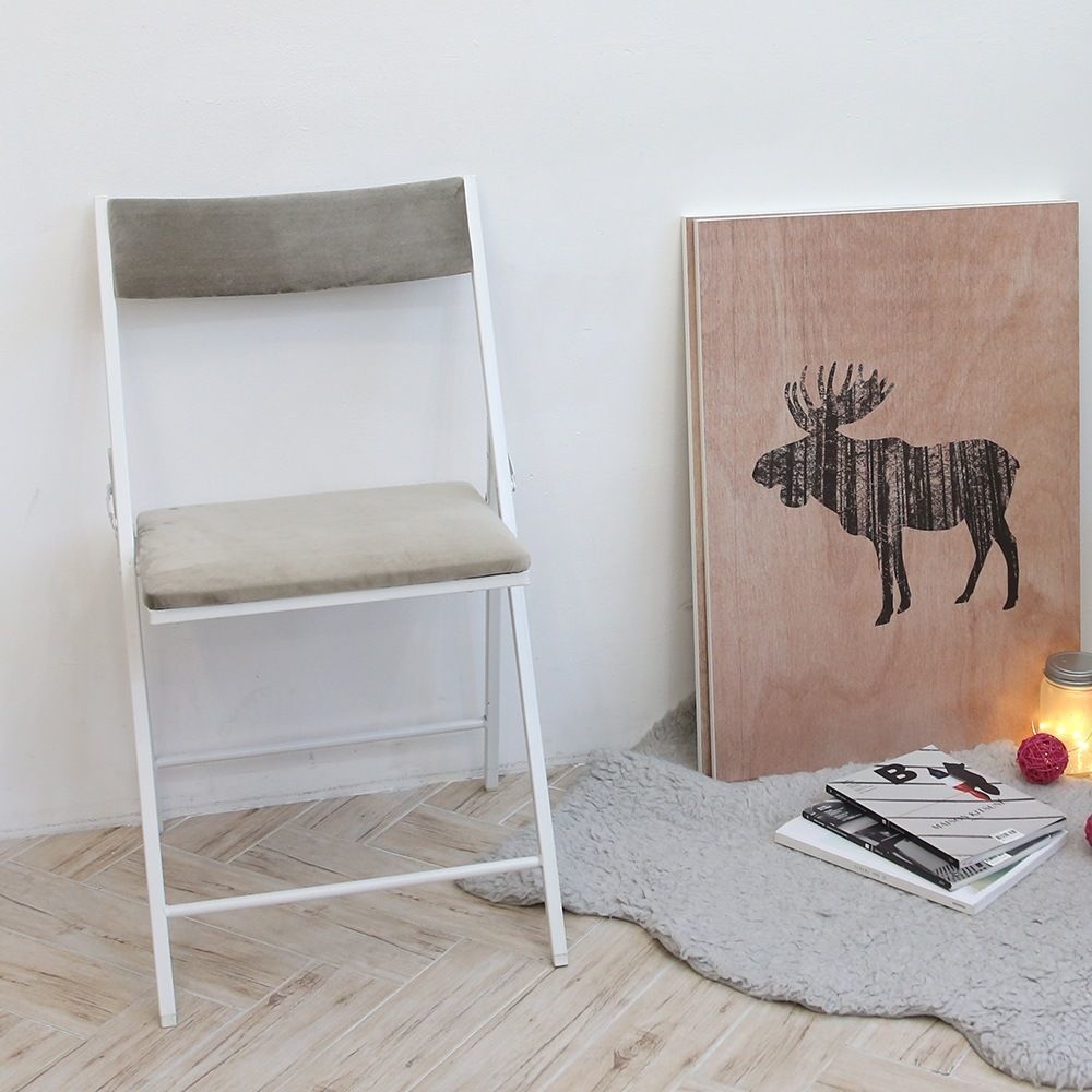 Noble velvet folding chair 3D model_1