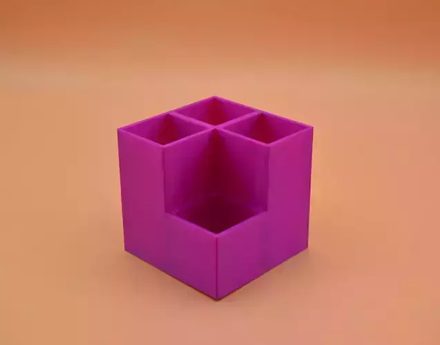 Polycube Penholder