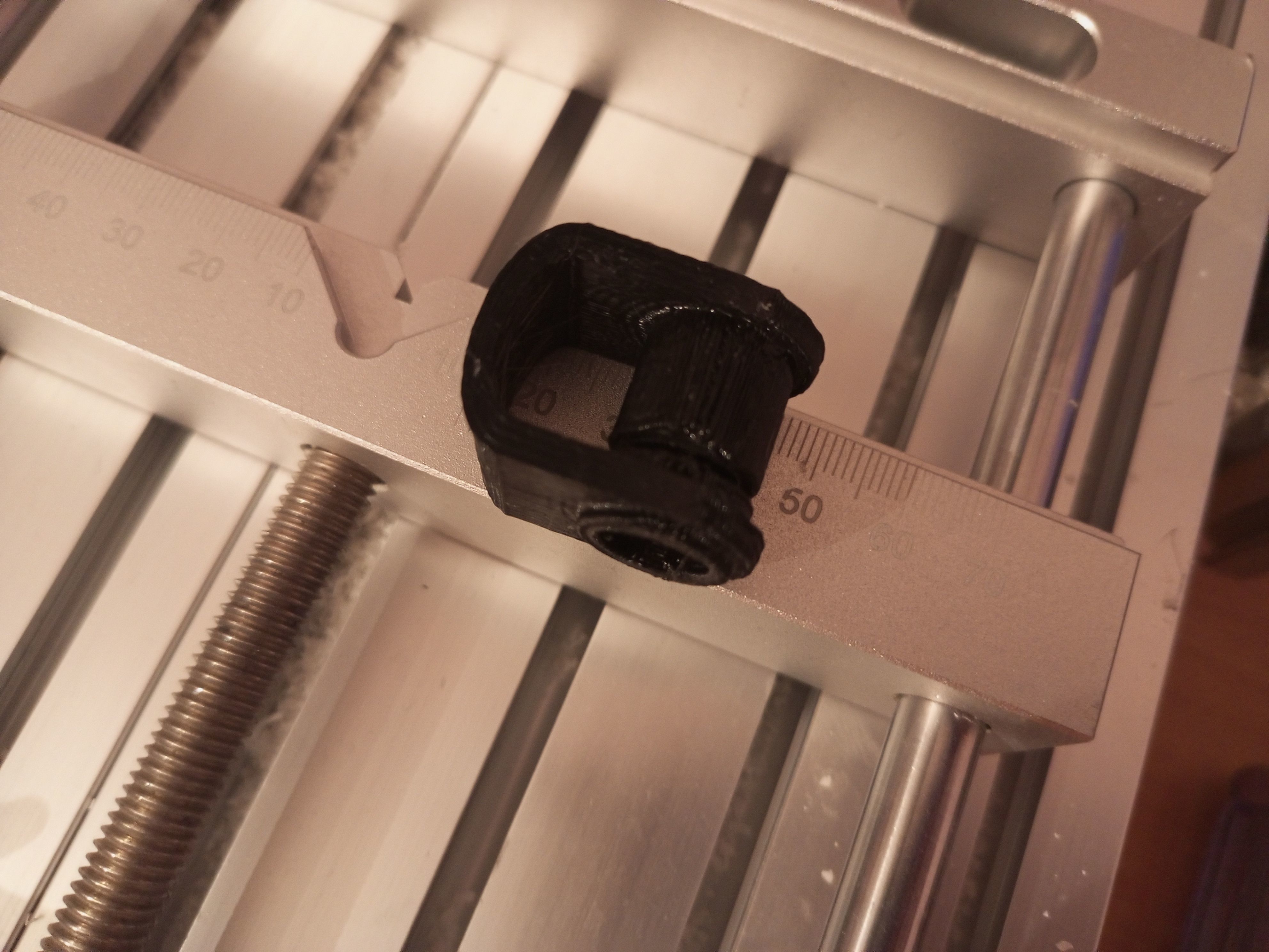 CLOTHE HORSE DRIER HOLDER NIKA 3D print model_2