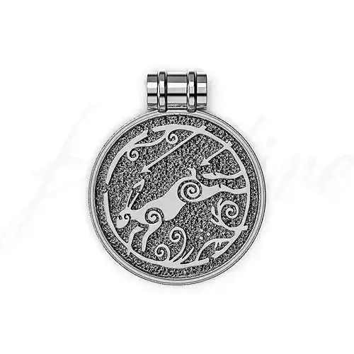 Hunt Pendant