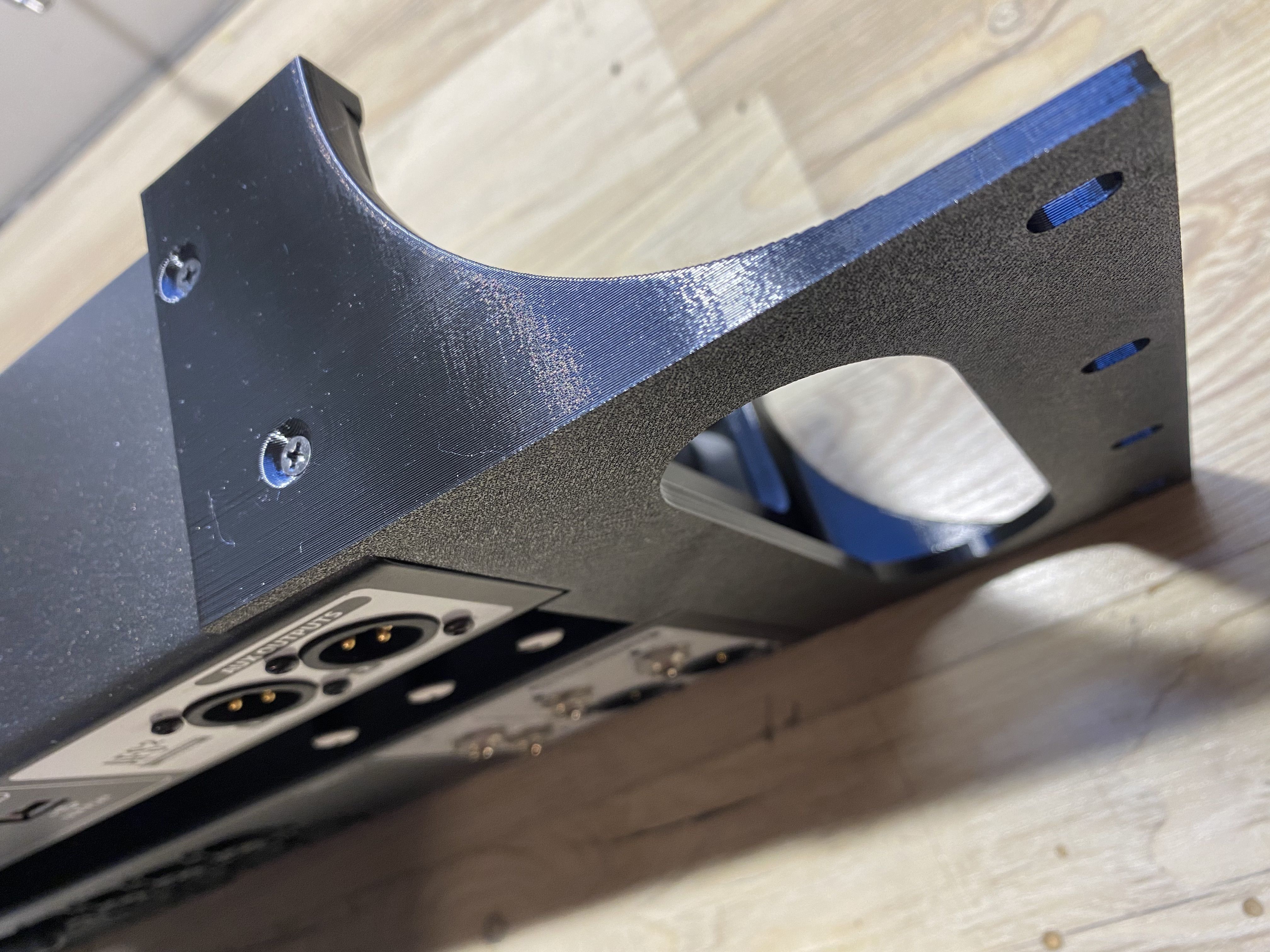 soundcraft ui12 rack adapter 3D print model_2