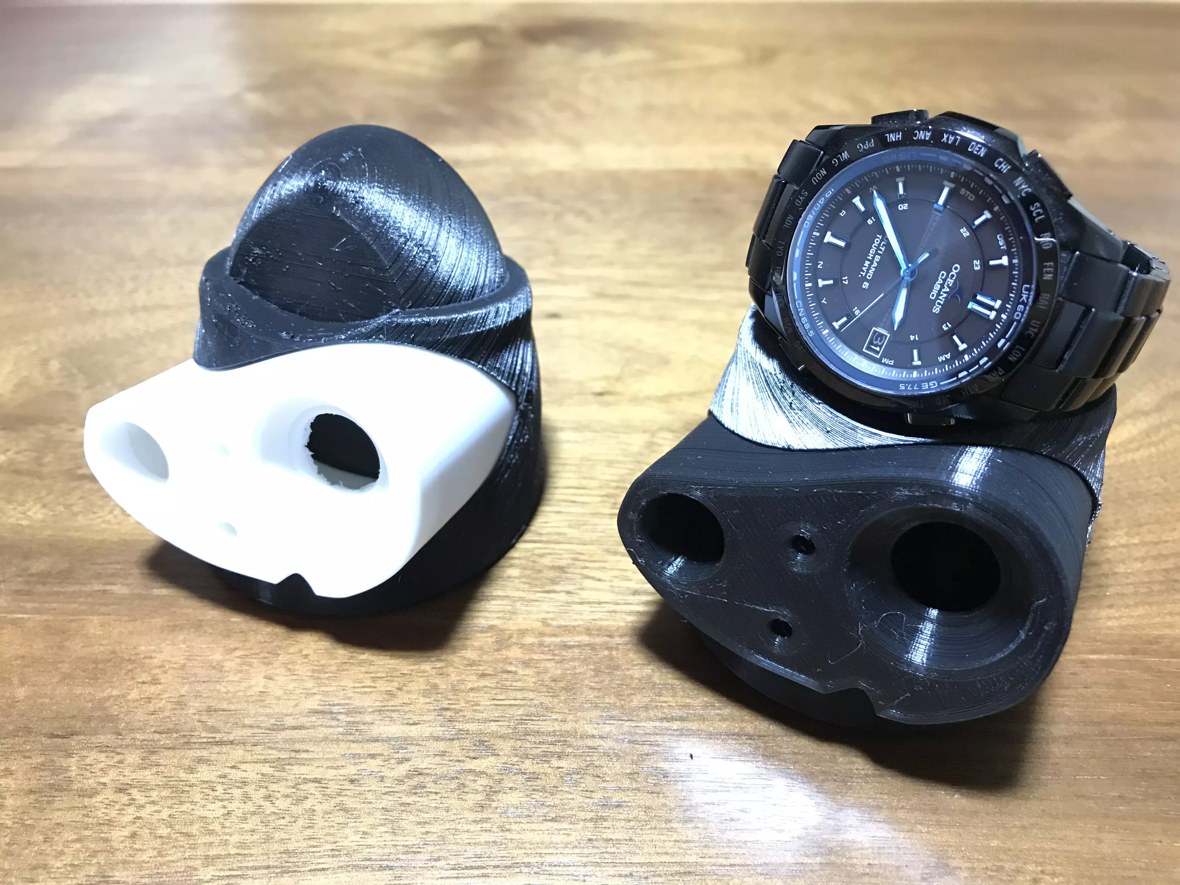 Laputa robot watch stand 3D print model_0